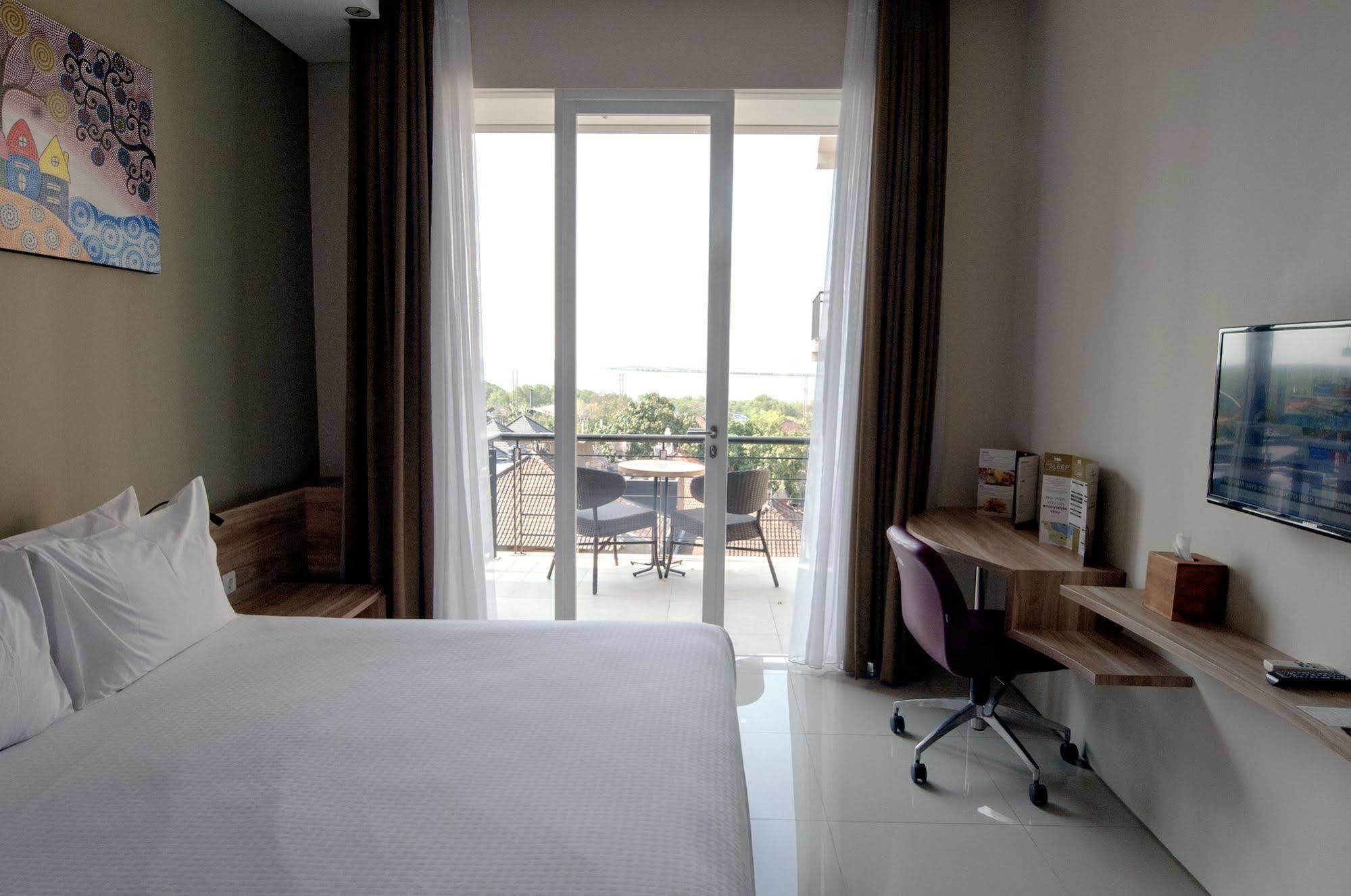 Mahogany Hotel Nusa Dua (Bali) Exterior foto